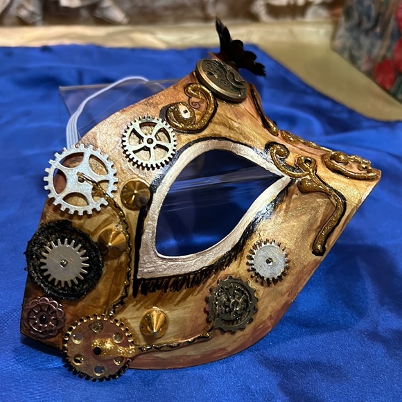 Steampunk Mask - Picture 10 of 11